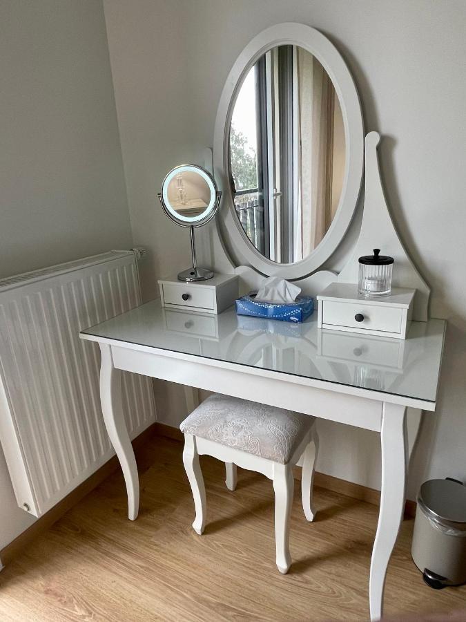 Bella Cruz 66 M2 Prestations Premium, Wifi, Balcon, Parking Avec Borne De Recharge Electrique, Plage Prieure, Commerces Dinard Eksteriør bilde